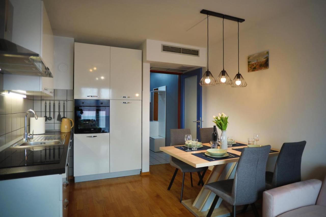 Apartment Moon Rovinj Bagian luar foto