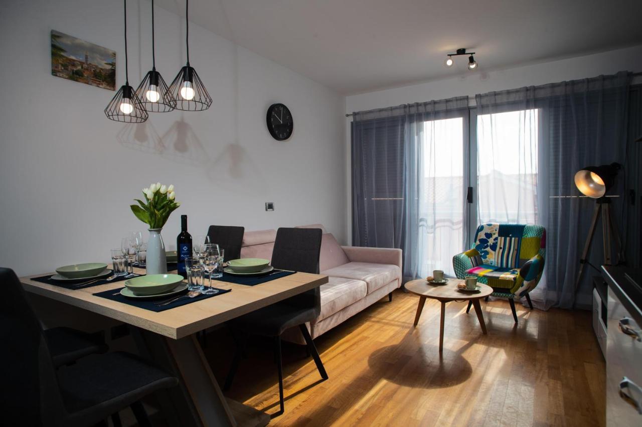 Apartment Moon Rovinj Bagian luar foto