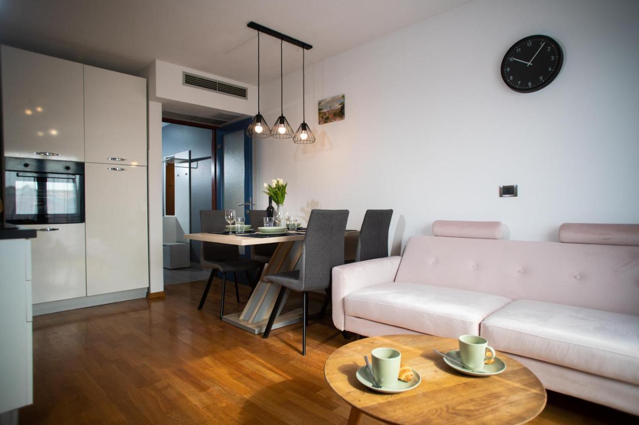 Apartment Moon Rovinj Bagian luar foto